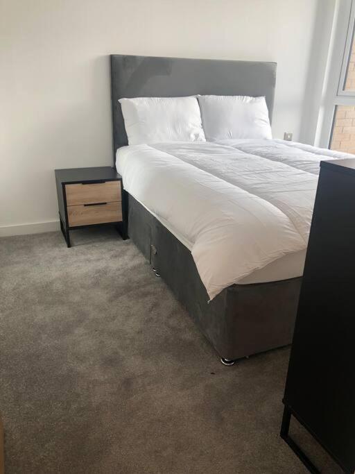 3 Bedroom Apartment Free Parking Manchester Exteriér fotografie